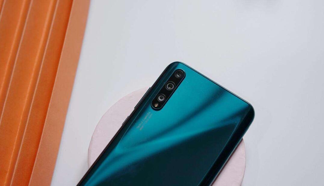 aqmal10是华为什么型号
