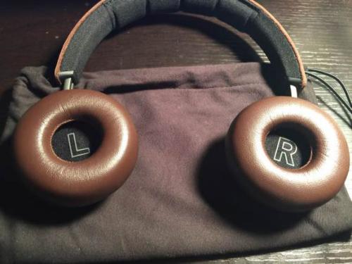 耳机上的l和r是什么意思