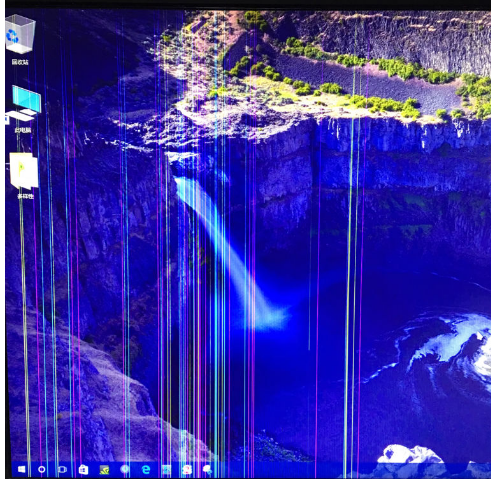 电脑屏幕出现条纹,小编告诉你电脑屏幕出现条纹怎么办(1)