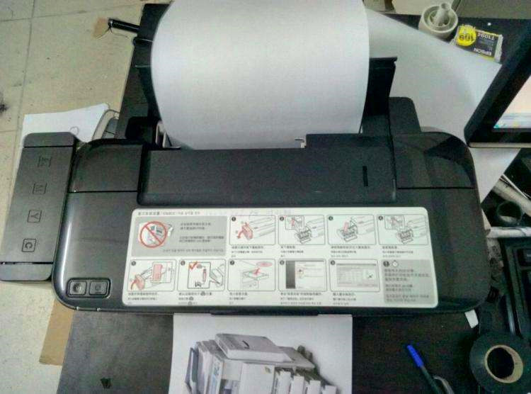 打印机闪红灯无法打印(1)