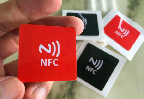 iphone上的nfc标签读卡器是什么