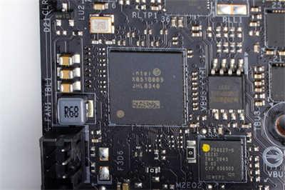 ASRock Z590 Phantom Gaming-ITX/TB4 ITX主机板开箱测试 / 升级10相供电、PD 2(23)