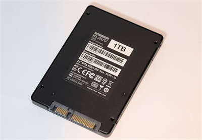 最超值的固态硬碟选择！KLEVV NEO N610 1TB SSD开箱评测(5)