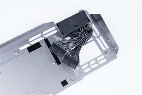 GIGABYTE GeForce RTX 3080 GAMING OC 10G开箱测试/3080自製卡的高性价比首选(15)