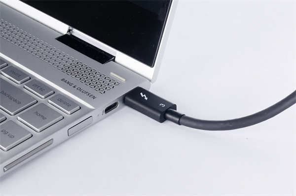 OWC AKiTiO Node Titan TB3 eGPU显示卡外接盒/笔电也能享受高阶桌上型显卡的效能(21)