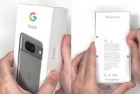 谷歌 Pixel 8 手机首个开箱视频曝光：“防爆盾”造型双摄、双 C 口数据线