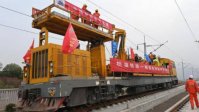杭温高铁预计今年底完成全线铺轨杭州到温州将一小时通达
